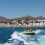 Armonia Village & אתר נופש אקיארלר