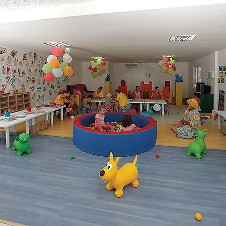 Armonia Village & 5*