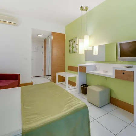 Armonia Village & Semesteranläggning (resort)