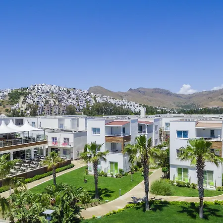 Armonia Village & Semesteranläggning (resort)