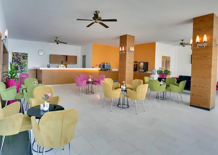 Armonia Village & 5*