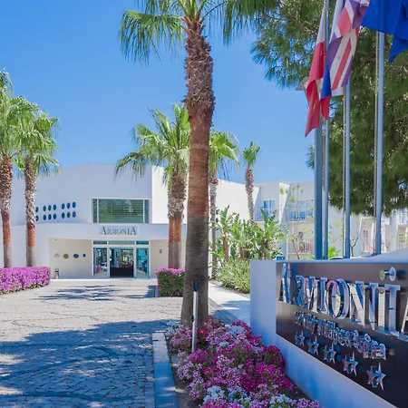 Armonia Village & Θέρετρο 5*