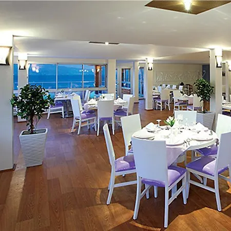 Resort Armonia Village & 5*