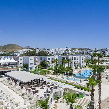 Armonia Village & Semesteranläggning (resort)