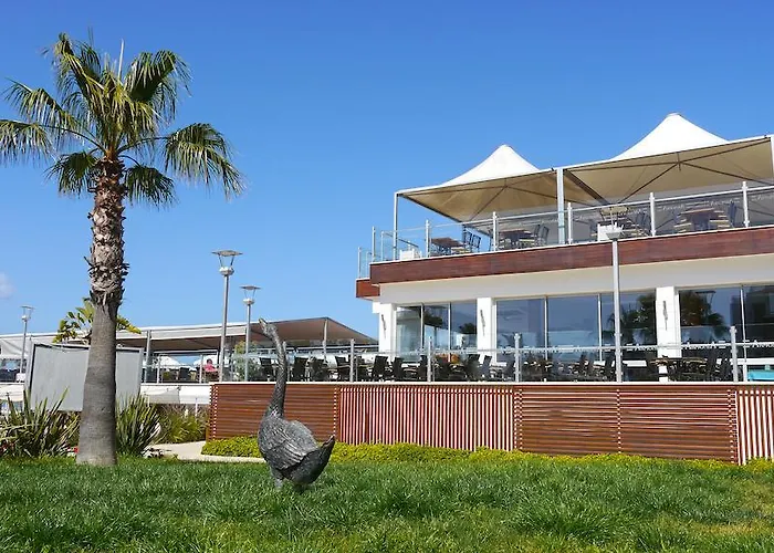 Armonia Village & 5* Akyarlar